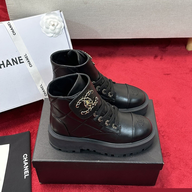 Ch*el boots